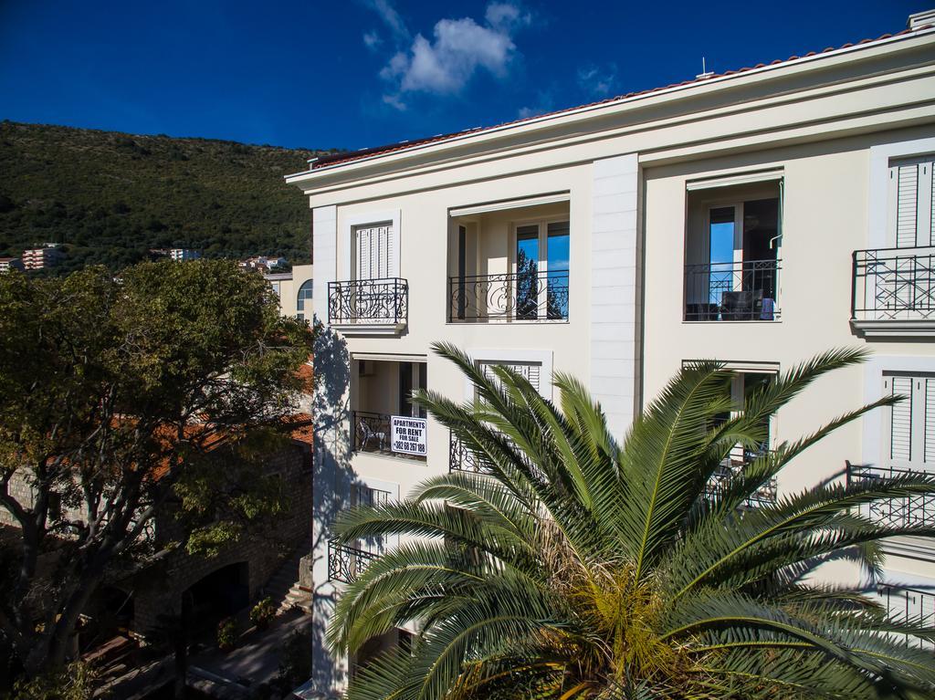 De Lux Apartments Petrovac Kültér fotó