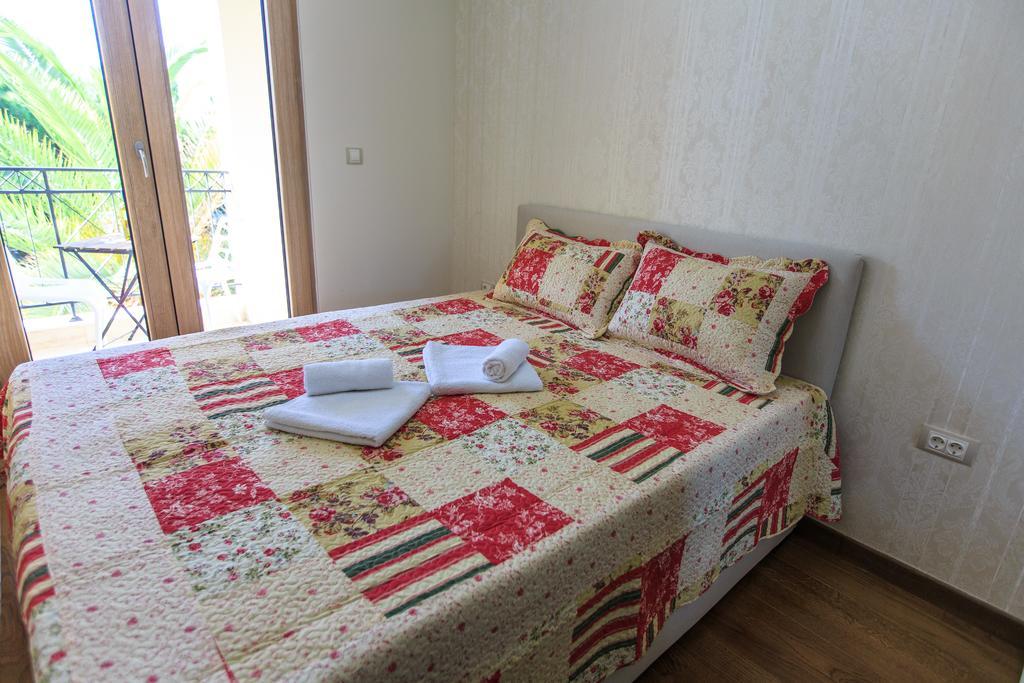 De Lux Apartments Petrovac Kültér fotó