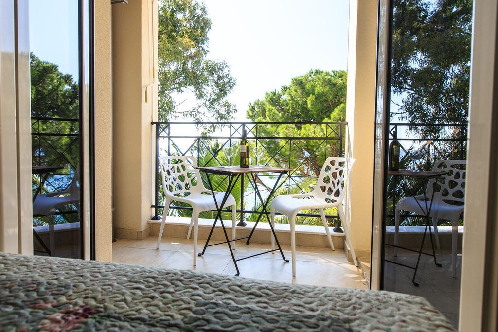 De Lux Apartments Petrovac Kültér fotó